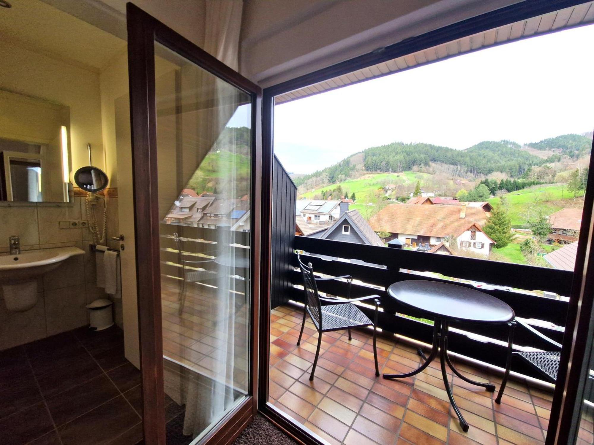 Mosers Blume Relax & Genuss Hotel Haslach im Kinzigtal Exterior photo